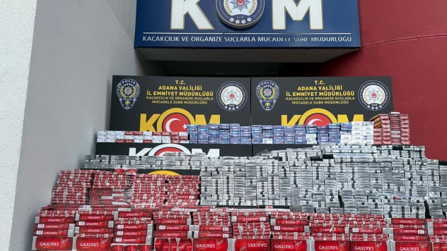 Adana'da iki araçta 20 bin 500 paket kaçak sigara ele geçirildi