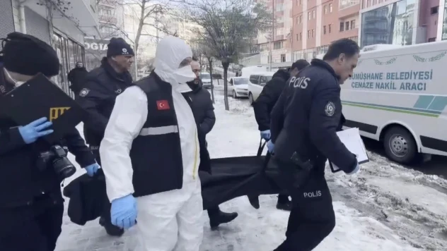 Akademisyen evinde ölü bulundu