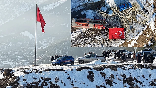 Amanos Dağları'nın eteklerindeki yıpranan Türk bayrağı değiştirildi