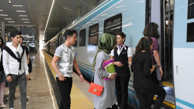 Ara tatilde daha fazla yolcu yüksek hızda seyahat edecek