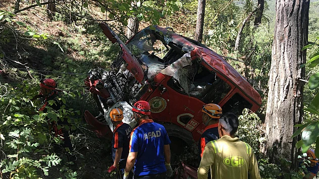 Arazöz devrildi! 1 kişi öldü, 4 kişi yaralandı
