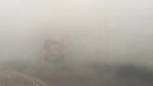 Atık kağıtların bulunduğu depoda yangın çıktı