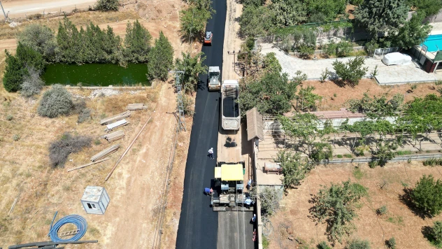 Ayaklıcaoluk ve Akyar mahallelerinde asfalt çalışması