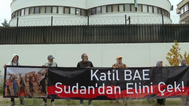 BAE'nin Ankara Büyükelçiliği önünde protesto