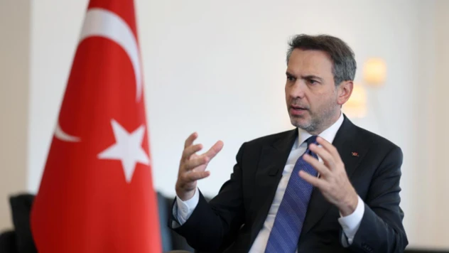 Bakan Bayraktar'dan farklı coğrafyalarda yeni iş birliği projeleri mesajı