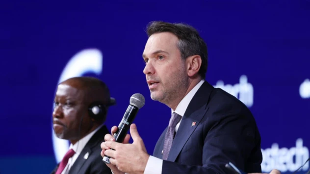 Bakan Bayraktar, doğal gazda iki hedefi açıkladı