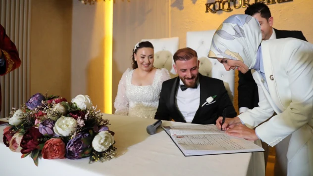 Bakan Göktaş açıkladı! Evlilik kredisi için başvurular başladı