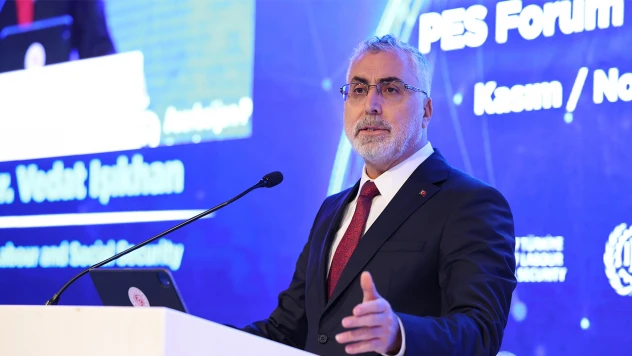 Bakan Işıkhan, 'NEET PRO'yu önemli bir paylaşım alanı olarak görüyoruz'