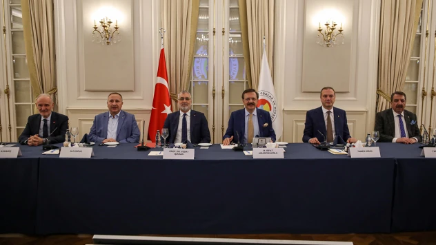 Bakan Işıkhan, TOBB Yönetim Kurulu toplantısı'na katıldı