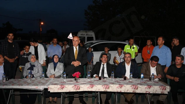 Bakan Kirişci, Türkoğlu'nda TOGG ile gitti