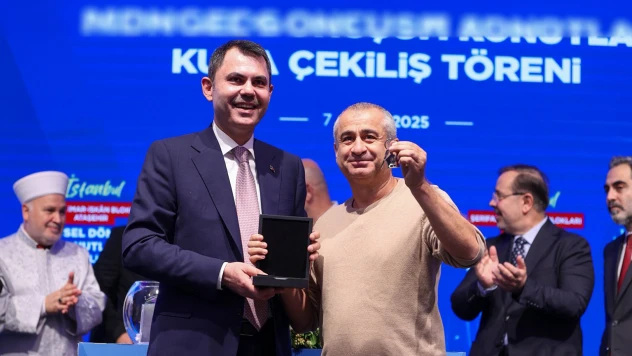 Bakan Kurum, afet konutları temel atma töreninde konuştu