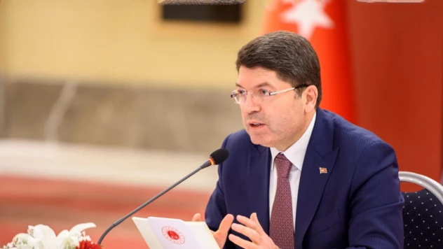 Bakan Tunç, 'Kadına karşı şiddet açık ve tartışmasız bir şekilde insan hakkı ihlalidir'