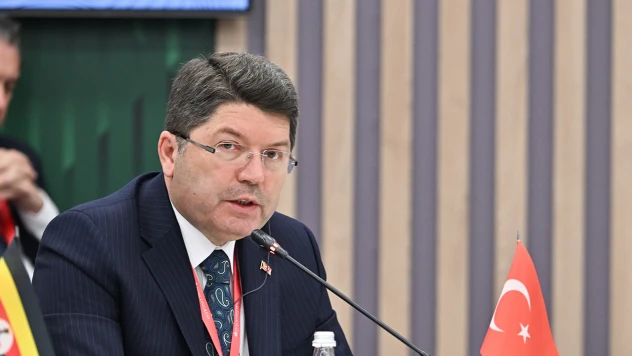 Bakan Tunç'tan 10'uncu yargı paketi paylaşımı