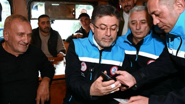 Bakan Yumaklı, İstanbul Boğazı'nda balıkçılık denetimine katıldı