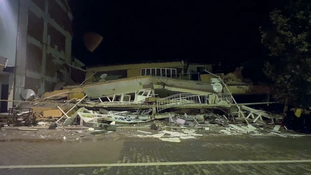 Balıkesir'de 4,4 büyüklüğünde bir deprem daha! Yağmur etkili oluyor