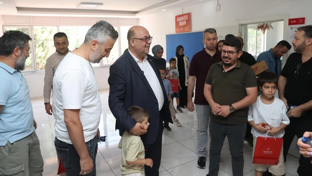 Başkan Akpınar'dan karne heyecanı yaşayan öğrencilere mesaj