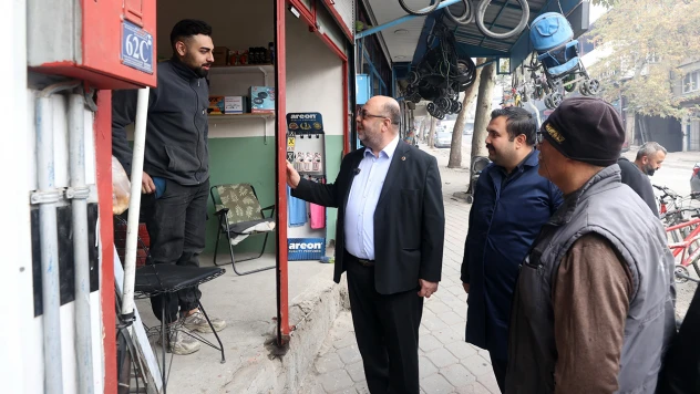 Başkan Akpınar'dan, Sakarya Çarşısı esnafına ziyaret