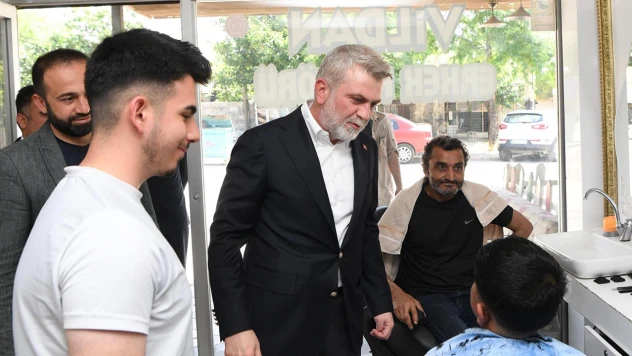 Başkan Görgel'den Kanuni'de mahallesine sürpriz ziyaret