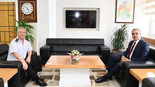 Başkan Güngör'den Albay Yağan'a hayırlı olsun ziyareti