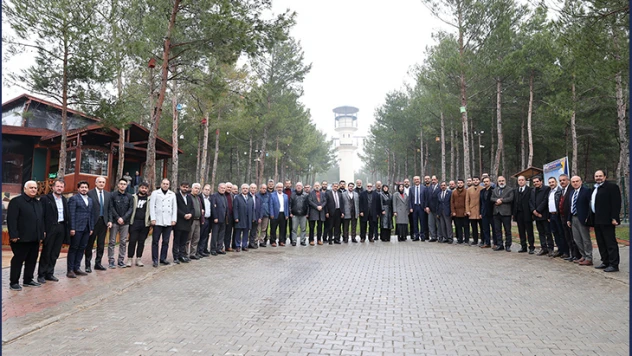 Başkan Okay, Kahramanmaraş Platformu üyeleriyle bir araya geldi