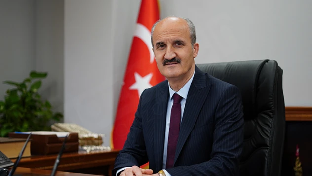 Başkan Okay: Miraç, en yüce mertebeye erişme gecesidir