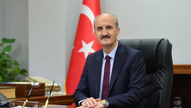 Başkan Okay: Öğretmenlerimizin hakkını ödeyemeyiz