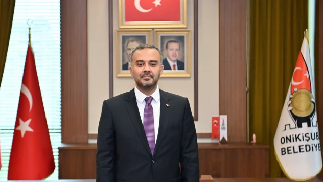 Başkan Toptaş'tan Cumhuriyetin 102'nci yıl dönümü mesajı