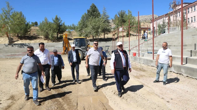 Baydemirli sahası güreş festivaline hazırlanıyor