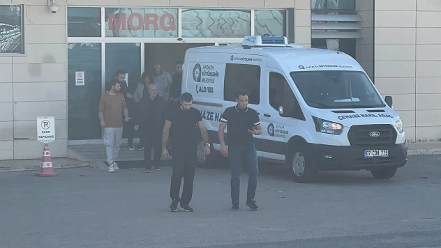 Bıçaklanan güvenlik görevlisi öldü