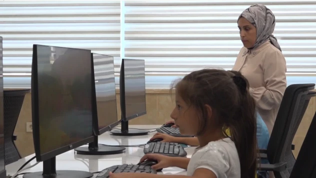 Bilişim ve teknoloji atölyesinden 3 bin 500 depremzede öğrenci yararlandı