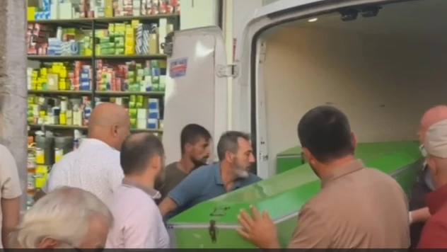 Bir kişi evinde ölü bulundu