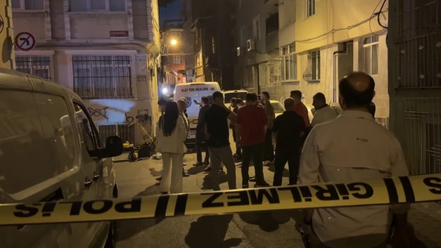 Bir kişi otomobilde silahla vurularak öldürüldü