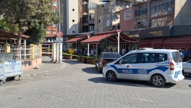 Bir kişi sokak ortasında silahlı saldırıya uğradı