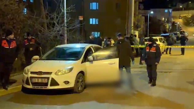 Bir polis memuru, tartıştığı meslektaşı tarafından vuruldu