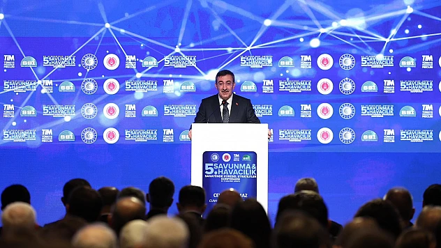 Cevdet Yılmaz'dan gençlere siyaset ve üretime katılım çağrısı