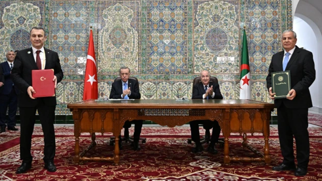 Cezayir ile LNG anlaşması 2027'ye uzatıldı
