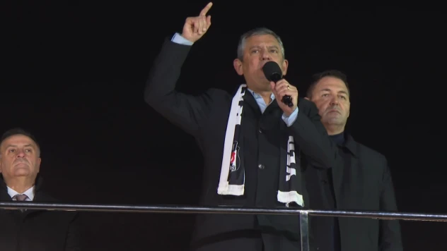 CHP Genel Başkanı Özel, partisinin Beşiktaş mitinginde konuştu