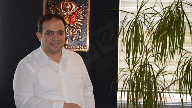 Davarcıoğlu: Bayramlar sevgi, saygı ve kardeşliğin simgesidir