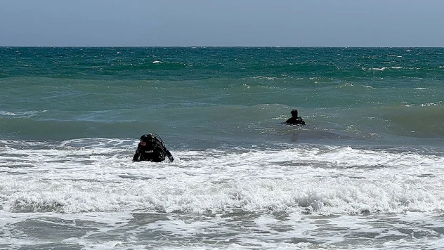 Denize giren 20 yaşındaki genç boğuldu