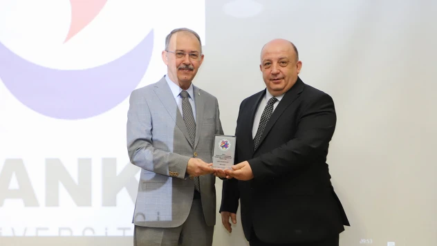 Deprem sonrası travmalı olgulara cerrahi yaklaşım se sempozyumu
