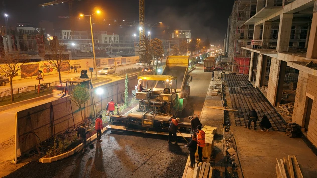 Deprem sonrası yerleşimlere konforlu ulaşım için çalışmalar sürüyor