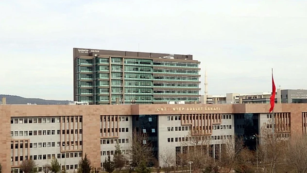 Depremde 51 kişinin öldüğü Furkan Apartmanı davası sürüyor