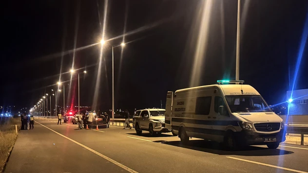 Devrilen motosikletin sürücüsü öldü