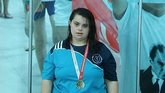 Down sendromlu sporcu, Kovid-19'a yenik düştü