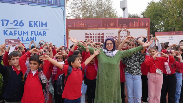 Edebiyatın önemli iki yazarından çocuklara masal gibi söyleşi