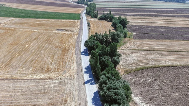 Elbistan kırsalında da daha konforlu ulaşım için Büyükşehir sahada