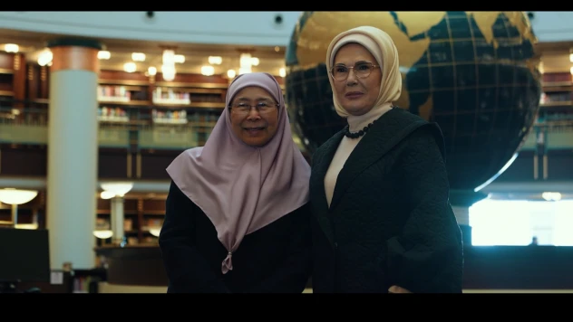 Emine Erdoğan, Malezya Başbakanı'nın eşi ile bir araya geldi
