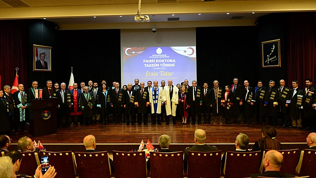 Ersin Tatar, Kahramanmaraş'ta konferans verdi