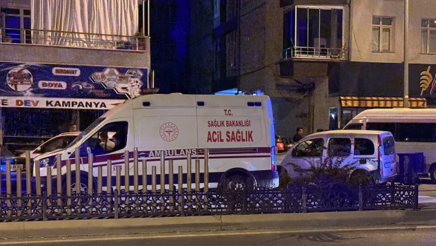 Eşini tabancayla öldüren kişi intihar etti