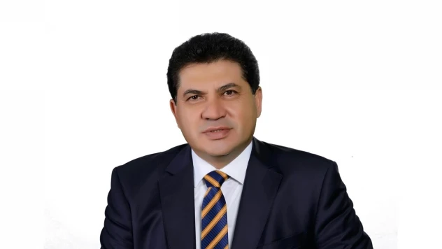 Eski Belediye Başkanı dolandırıcılık suçlamasıyla gözaltına alındı